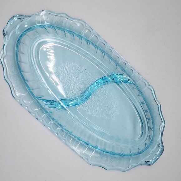 Vintage Anchor Hocking Blue Mayfair Open Rose Divided Relish Dish Oval - Picture 9 of 10